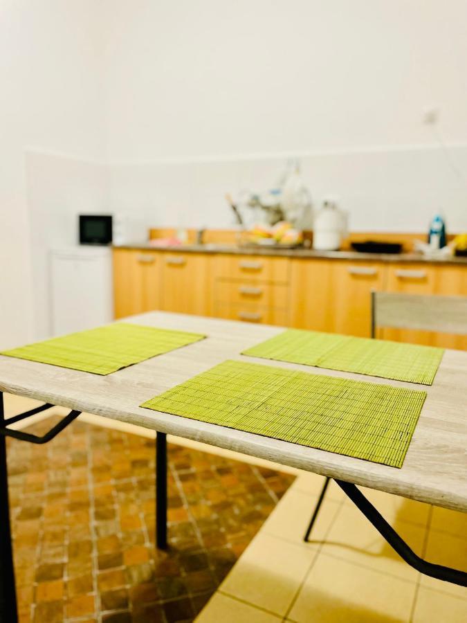 Hostel Stari Grad Novi Sad Eksteriør billede